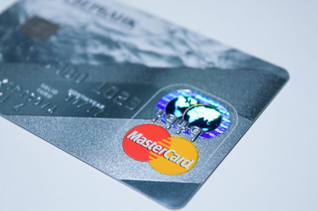 voordelen en nadelen prepaid creditcard